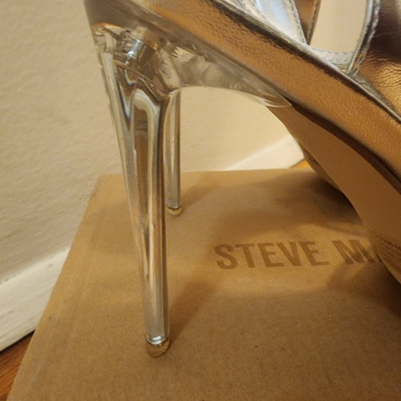 Amory Rhinestone Heel - Picture 6 of 9